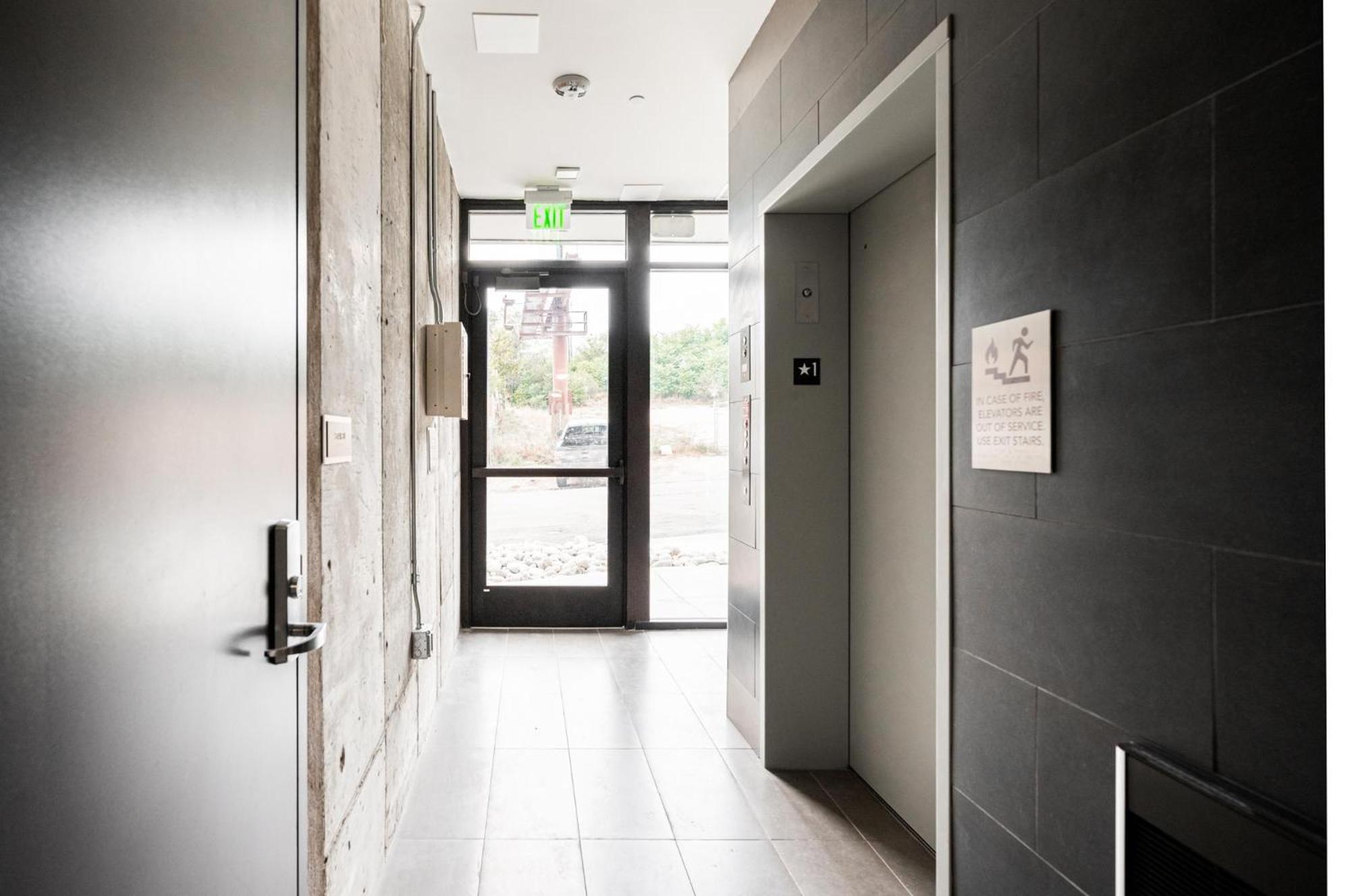 Brand New Condo - Walk To Empower Stadium - Tesoro Denver Exterior photo